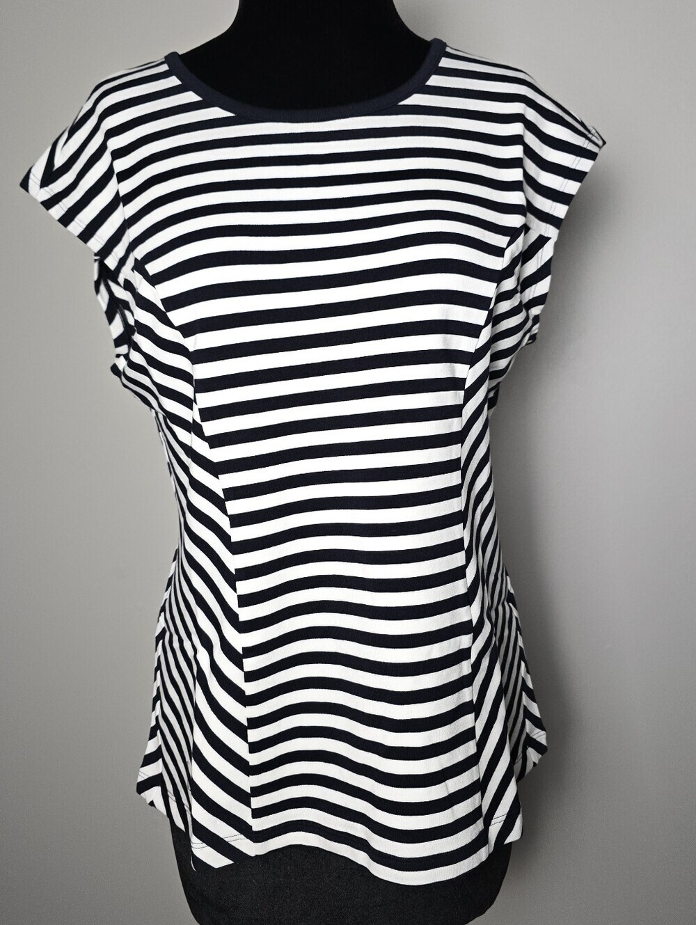 Cabi Illusion Black/ White 6337 New Size Small